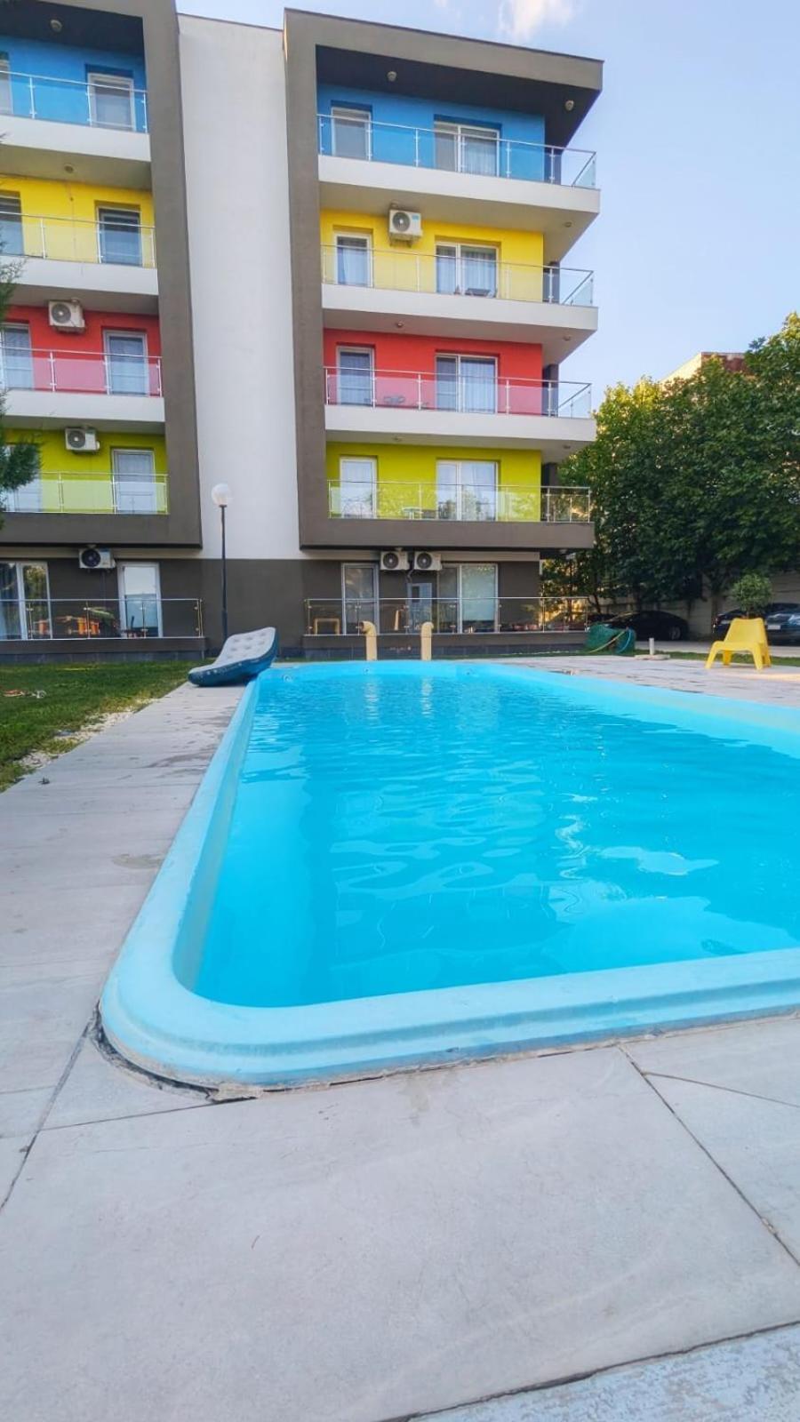 Airport Apartment 70 Squared Meters Otopeni Exterior photo