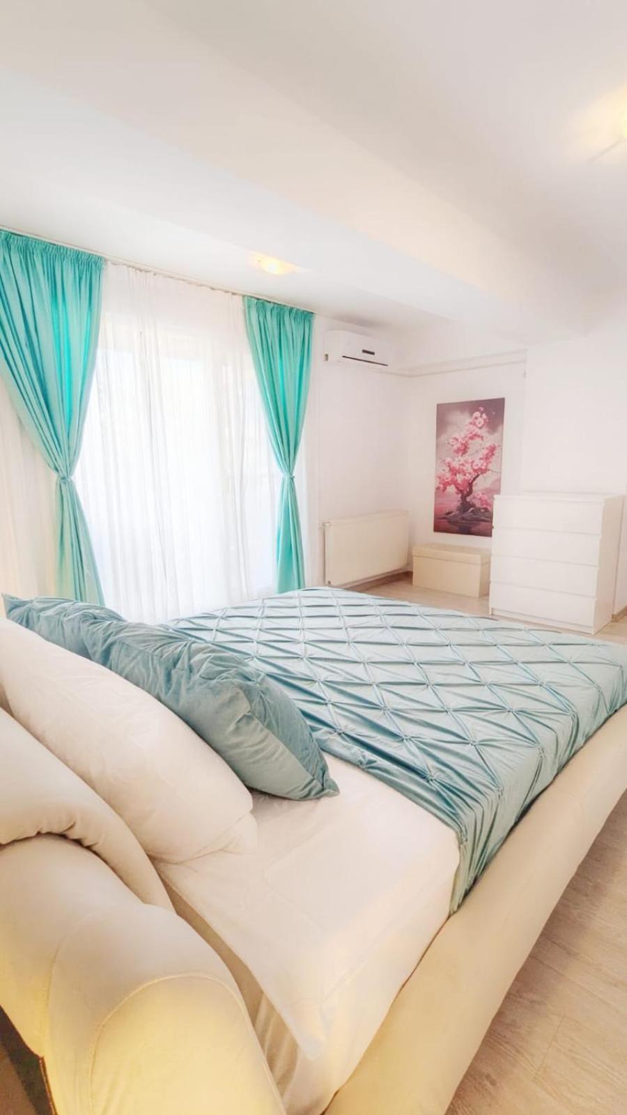 Airport Apartment 70 Squared Meters Otopeni Exterior photo