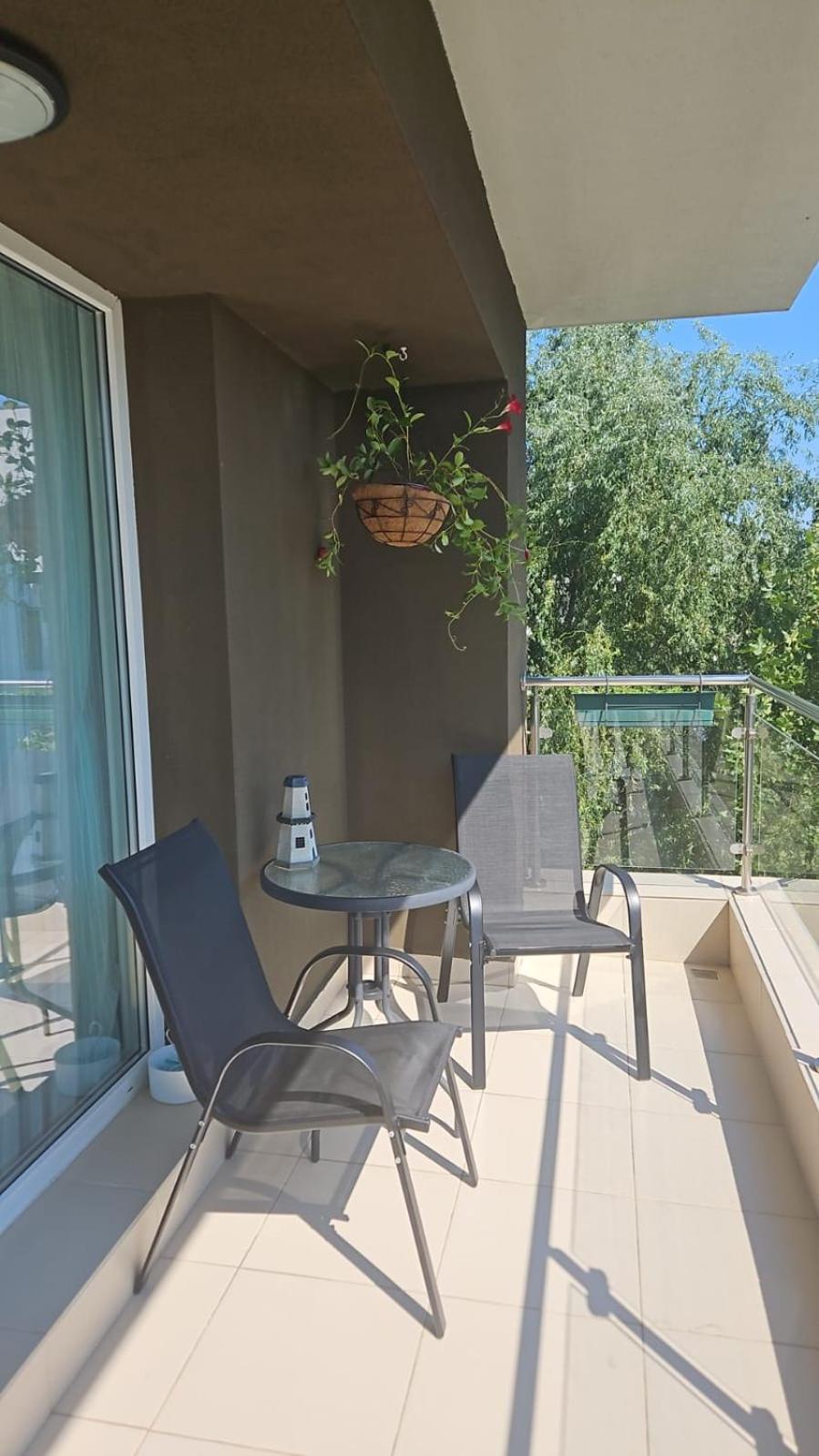 Airport Apartment 70 Squared Meters Otopeni Exterior photo
