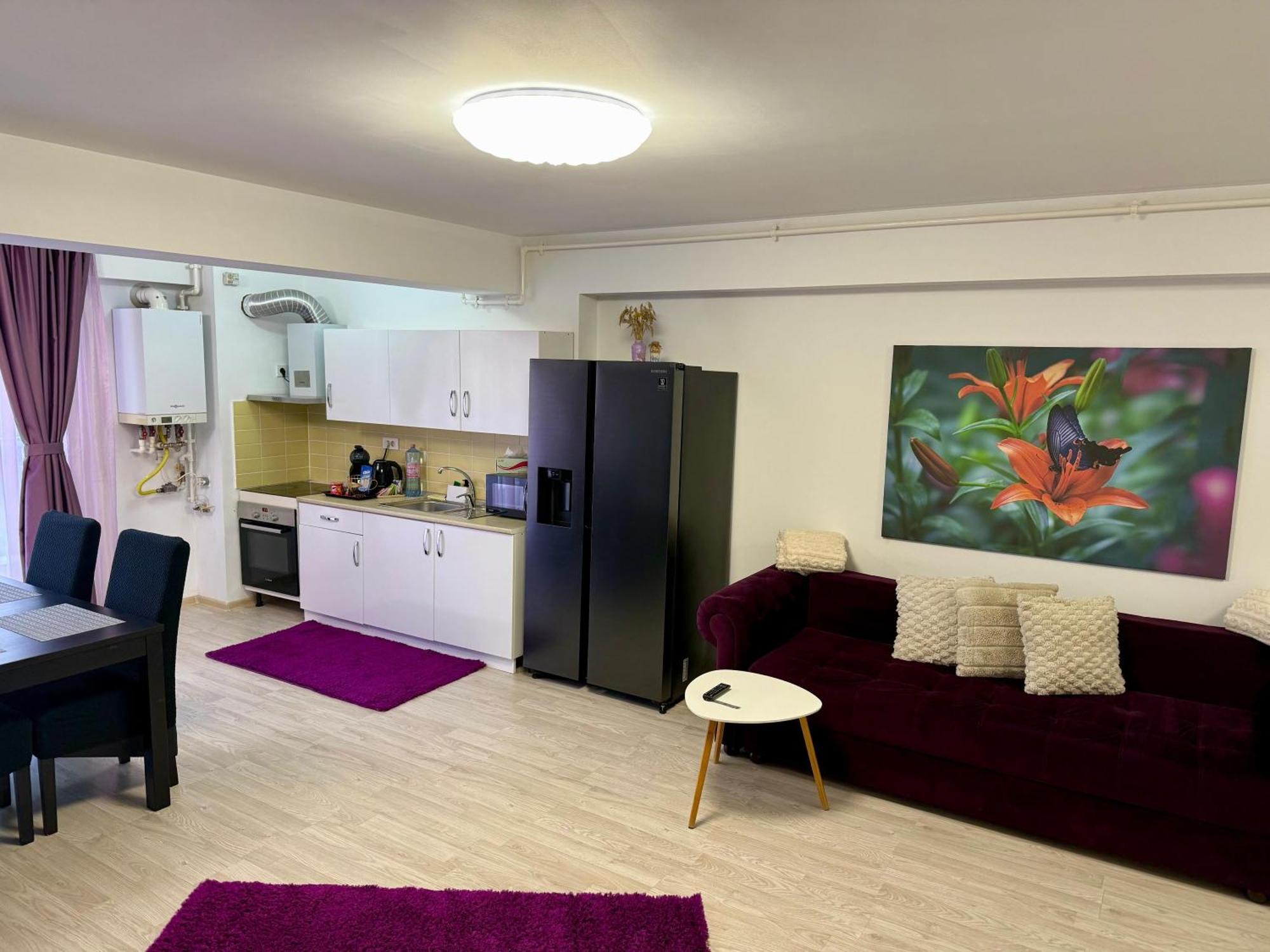 Airport Apartment 70 Squared Meters Otopeni Exterior photo